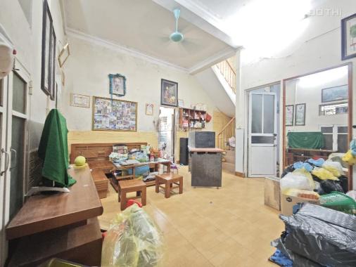 Bán nhà riêng tại Đường Trần Duy Hưng, Yên Hòa, Cầu Giấy, Hà Nội,61m2, giá 11.6 T