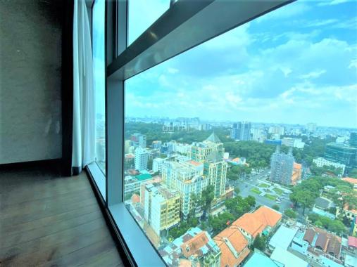 Bán Gấp giá tốt căn hộ Vincom Center - Quận 1, 3PN view nhà thờ Đức bà