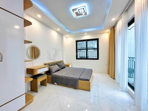 Nhỉnh 4 tỷ - Bán nhà Thanh Nhàn-Hai Bà Trưng, 25m2 x 4T căn góc, đủ nội thất. Ô tô đỗ cửa