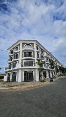 Điễm nhấn giá trị. 1 căn duy nhất.Căn hộ lô góc .sỡ hữu wiew bà mặt biễn,  khu New Vegas hà tiên