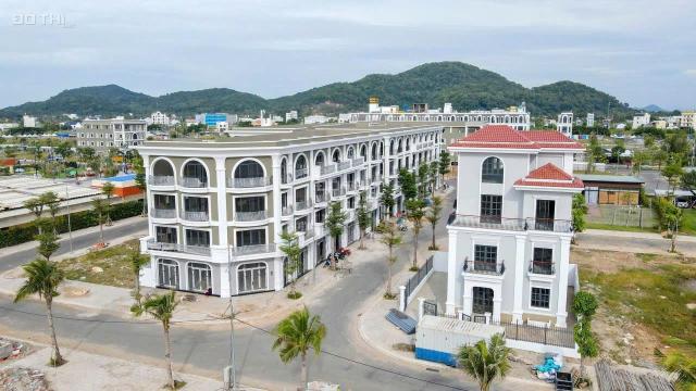 Điễm nhấn giá trị. 1 căn duy nhất.Căn hộ lô góc .sỡ hữu wiew bà mặt biễn,  khu New Vegas hà tiên
