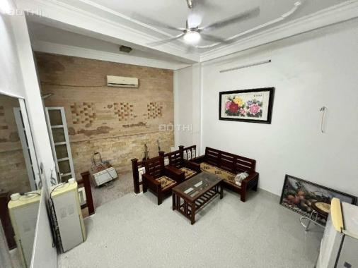 Mua bán nhà phố bạch mai 30m2 x 4 tầng giá 4,9 tỷ thương lượng