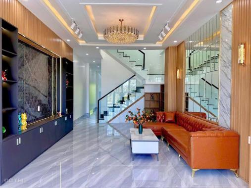 Bán Nhà mặt tiền QL50 Bình Chánh 80m2