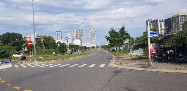 Bán đất biển 142m2 MT Phó Đức Chính, Quận Sơn Trà,Sát Vương Thừa Vũ thông biển, Gía 6.9 Tỷ