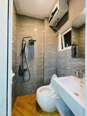 Cần Bán Nhà Trung Tâm Q. Cầu Giấy - Mặt Tiền 6.6m - Nhà Xây Mới, 6 Tầng, Có Thang Máy
