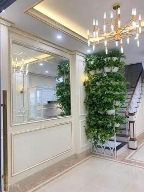 Cần bán gấp nhà Mỹ Đình, 10m ra ô tô, chợ kinh doanh tấp nập,rẻ nhất thị trường
