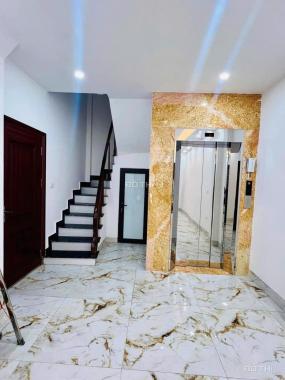 Bán nhà 30m2 5T thang máy tại Mễ Trì Hạ cạnh Trung tâm Hội nghị quốc gia