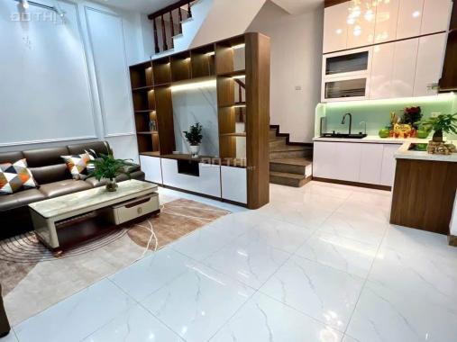 Bán Gấp Nhà 5 Tầng 60m², Mặt Tiền 4.1m, Đường 13.5m, Lê Trọng Tấn, 11 tỷ hơn