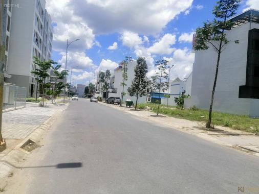 Bán đất tại Tân Thới Nhất Q12 DT 5x20=100m2 giá 1,599 tỷ, mặt tiền đường 12m