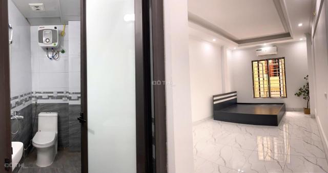 Cho thuê phòng giá rẻ gần ĐH Thăng Long, cách 5 phút xe máy