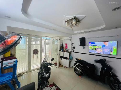 36m x 2 tầng - Bán nhà ngay trung tâm phường 10 Gò Vấp - Vuông vức - Full nội thất - Chỉ 3.x tỷ