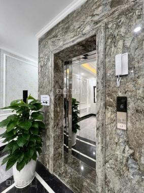 Bán nhà siêu đẹp Khương Đình. Diện tích: 40m2x6T. Giá: 9,9 tỷ