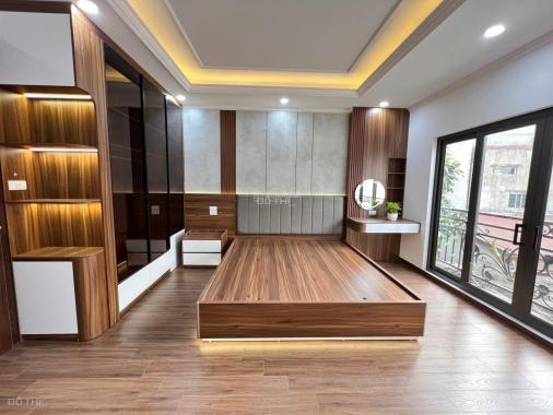 Bán nhà siêu đẹp Khương Đình. Diện tích: 40m2x6T. Giá: 9,9 tỷ