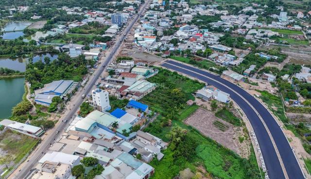 BÁN ĐẤT MẶT TIỀN QL50, TP GÒ CÔNG SHR, CÔNG CHỨNG SANG TÊN NGAY - giá chỉ 600tr