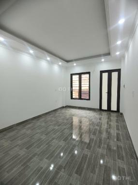 Bán nhà riêng tại đường Hoàng Mai, 38m x 5T, giá 7tỷ, gần cc Felix Homes