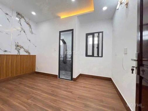 Ngân hàng phát mãi nhà chợ Bình Chánh, đường Đinh Đức Thiện
