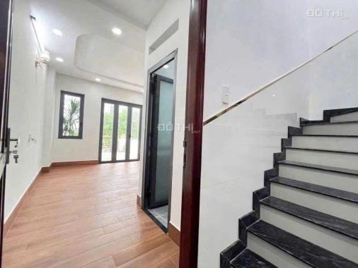 Ngân hàng phát mãi nhà chợ Bình Chánh, đường Đinh Đức Thiện
