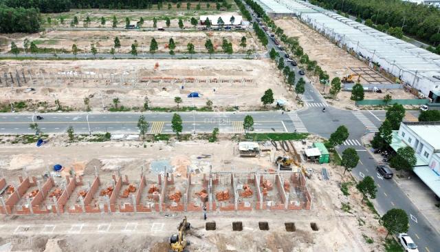 Cần bán nhà phố thương mại nằm cạnh khu công nghiệp Bàu Bàng diện tích 150m2