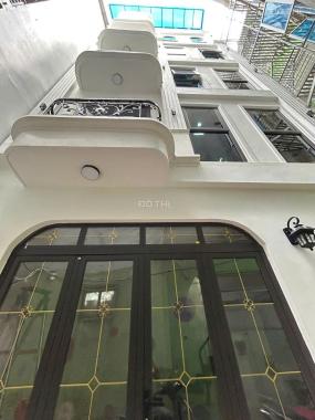 Bán nhà Mễ Trì Hạ 38m2 6 tầng thang máy nhỉnh 8 tỷ