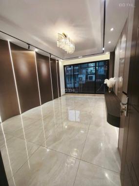 Bán nhà Mễ Trì Hạ 38m2 6 tầng thang máy nhỉnh 8 tỷ