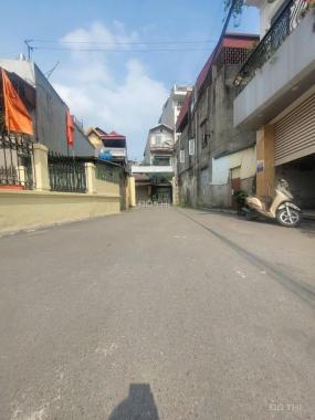 BÁN ĐẤT ĐẤU GIÁ LÒNG HỒ CẦU ĐUỐNG, YÊN VIÊN,105m2 MT 5m, OTO TRÁNH giá 9.975 tỷ lh 0986364796