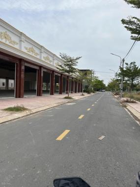 Bán nhà mặt tiền 100m2, 1 trệt 1 lầu – khu dân cư Long Cang 1.800.000.000 đ