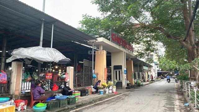 Bán Nhà Đất Âu Cơ Vị Trí Đẹp Vài Bước Ra Hồ Tây Lộng Gió chỉ 7,6 tỷ có thương lượng