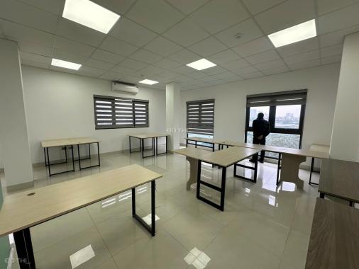 Cho thuê sàn văn phòng Nguyễn Xiển 80 m2/tầng, sàn thông .lô góc 2 mặt thoáng