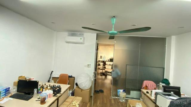 Cho thuê văn phòng 60 m2/tầng tại làng việt kiều Châu Âu, đã ngăn 2 phòng