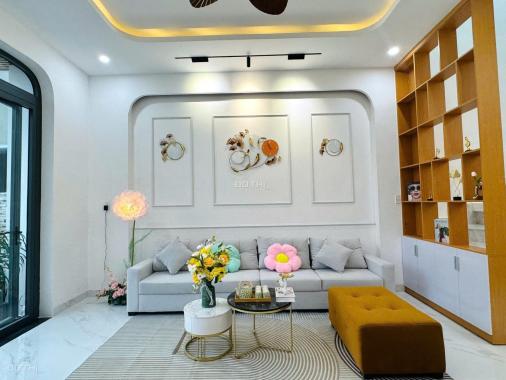 CHỦ ĐỊNH CƯ NƯỚC NGOÀI CẦN RA ĐI CĂN NHÀ 1 TỶ 1