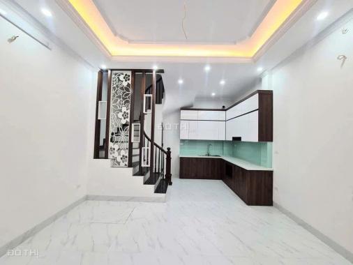 BÁN NHÀ ĐỊNH CÔNG - NHÀ ĐẸP Ở NGAY - 38m2 giá 6 tỷ.
