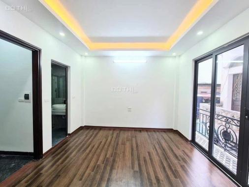 BÁN NHÀ ĐỊNH CÔNG - NHÀ ĐẸP Ở NGAY - 38m2 giá 6 tỷ.