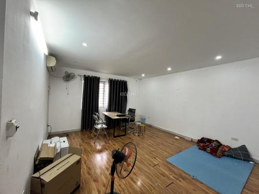 Cho thuê biệt thự Làng Việt Kiều Châu Âu, dt 165 m2 x 3 tầng