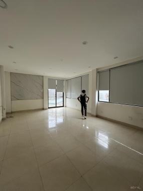 Cho thuê văn phòng Đại Lộ Thăng Long, diện tích 60 m2/tầng, sàn thông , lô góc