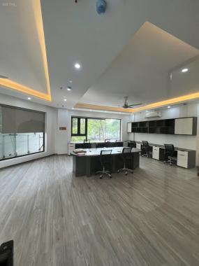 Cho thuê sàn văn phòng Quang Trung, diện tích 80 m2, có sẵn nội thất, lô góc đẹp