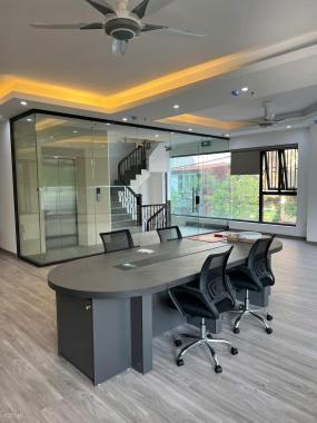 Cho thuê sàn văn phòng Quang Trung, diện tích 80 m2, có sẵn nội thất, lô góc đẹp