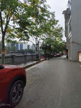 Bán lô đất cực đẹp Phú Diễn 30m2 ô tô vào giá chỉ nhỉnh 4 tỷ