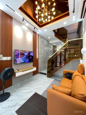 Mặt tiền hẻm 8m Lê Văn Sĩ, Tân Bình, 2.8x14, nhà mới 2 tầng chỉ hơn 7tỷ