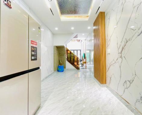 Mặt tiền hẻm 8m Lê Văn Sĩ, Tân Bình, 2.8x14, nhà mới 2 tầng chỉ hơn 7tỷ
