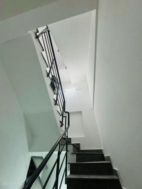CHDV Cộng Hoà, hẻm 8m thông Nguyễn Thái Bình, 4x16 5 tầng 12PN 12WC, 13.9 ty