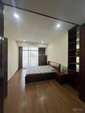 Cho thuê căn hộ 148m2 toà Discovery 302 Cầu Giấy