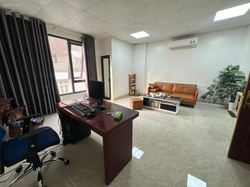 Cho thuê văn phòng ngõ 214 Nguyễn Xiển, phòng đẹp  thoáng như ảnh