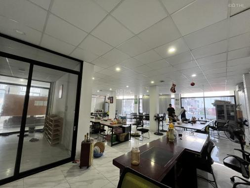 Cho thuê văn phòng 200 m2 tại Nguyễn Văn Lộc, sàn thông , mặt tiền 12m