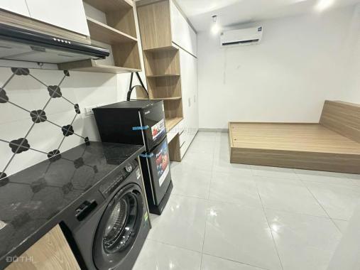 Mễ Trì Nam Từ Liêm 42m 7 tầng thang máy 12 phòng cho thuê KK full nội thất