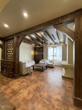 Bạn thân nhờ bán căn 161m2 full NT hoàng gia toà Diamond Residence 25 Lê Văn Lương