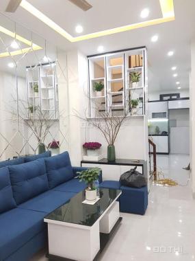 SIÊU PHẨM ĐỐNG ĐA - NHỎ CÓ VÕ – GẦN  HỒ - FULL NỘI THẤT – NHIỀU TIỆN ÍCH XUNG QUANH