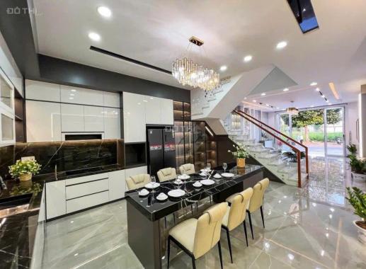 NHÀ ĐẸP 1 TRỆT 2 LẦU, 4X30M2, 4PN,4 WC NẰM NGAY TRUNG TÂM THÀNH PHỐ THỦ DẦU MỘT