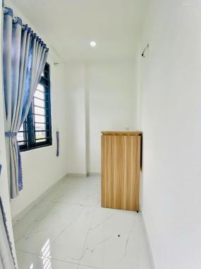 Nhà đẹp hốc môn , gần chợ , kcn giá 850tr