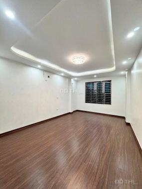 Chỉ 9,8 tỷ nhà mặt ngõ Hai Bà Trưng. 3 nhà ra phố. Kinh doanh - ô tô đỗ cửa - lô góc