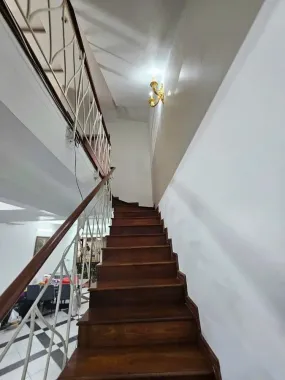 Bán nhà Trung Tâm Nam Từ Liêm, 112m2 4 tầng, mt 5m, ô chờ thang máy- 22 tỷ 5